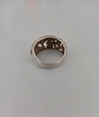Anillo de plata.