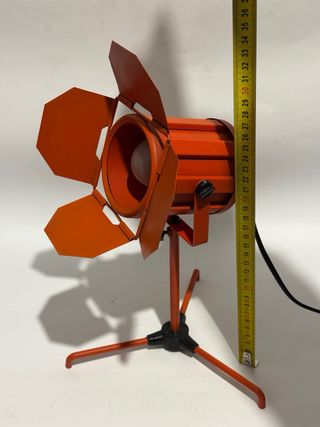 Lampada industriale arancione in metallo