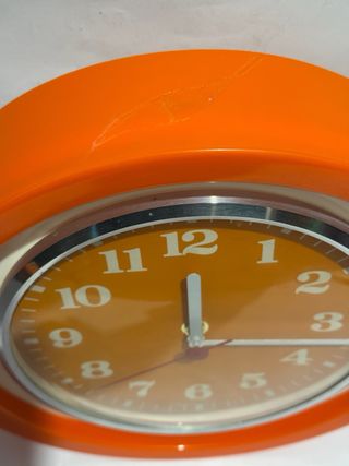 Orologio da parete arancione - vintage