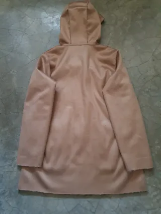 Casaco reversível bege e animal print