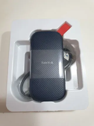 Disco duro SSD Sandisk externo 2TB NUEVO NO REBAJO