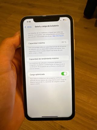 iPhone 11 Blanco Batería 82%