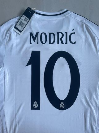 Camiseta original Real Madrid 2024-2025 Modric 10
