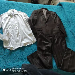 Traje de fiesta hombre con brillo.