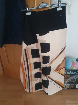 Falda Purificación García Beige y Negra