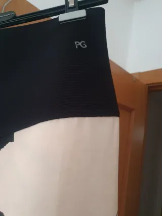 Falda Purificación García Beige y Negra