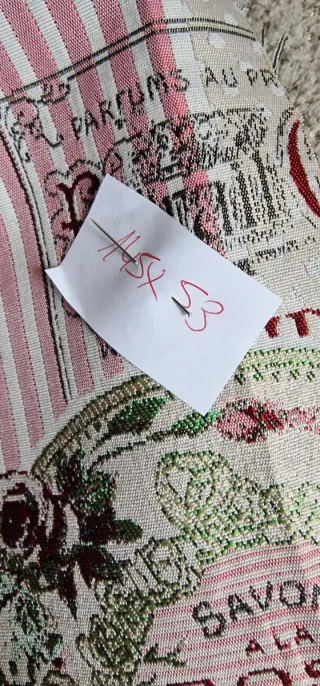 Tela tapicería rosas vintage 145x53 cm