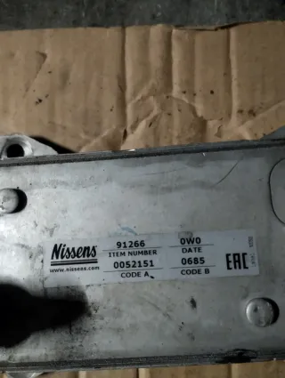 Enfriador Aceite Mercedes M651 Nissens