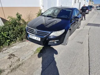 Volkswagen Passat CC 2011