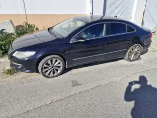 Volkswagen Passat CC 2011