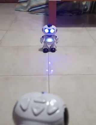 Robot de juguete interactivo