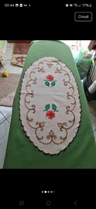 Runner artigianale ricamato