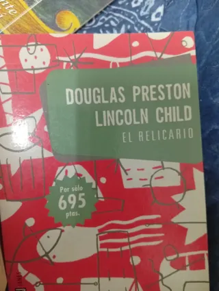 El relicario. 8 de la biblioteca de literatura uni