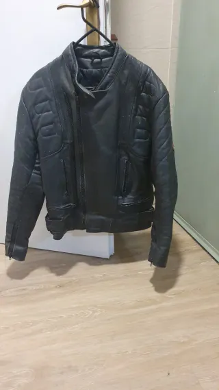 Chaqueta de cuero para moto