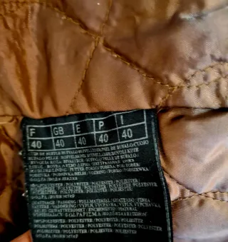 Cazadora de cuero marrón