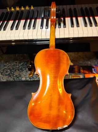 Violín 4/4 bonito