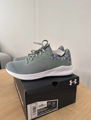 Zapatillas deportivas Under Armour nuevas