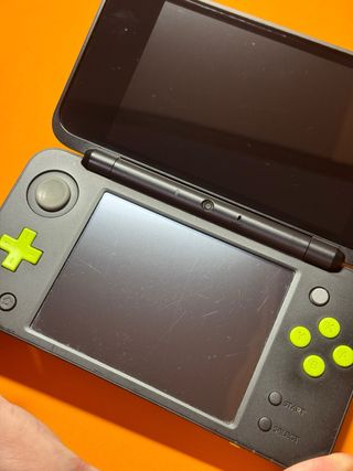 Nintendo New 2DS XL Verde