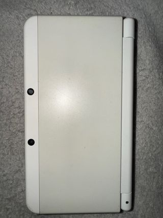 New Nintendo 3DS Blanca Con Cargador