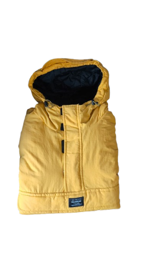Cazadora Pull and Bear estilo Carhartt con capucha