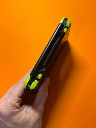 New Nintendo 2DS XL Verde