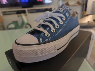 Converse plataforma azul y blanco