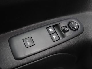 Fiat e-Doblò Furgón Maxi 50kWh L2H1 100 kW (136 CV)