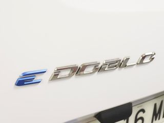 Fiat e-Doblò Furgón Maxi 50kWh L2H1 100 kW (136 CV)