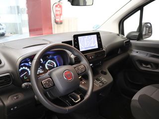 Fiat e-Doblò Furgón Maxi 50kWh L2H1 100 kW (136 CV)