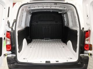 Fiat e-Doblò Furgón Maxi 50kWh L2H1 100 kW (136 CV)