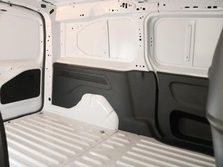 Fiat e-Doblò Furgón Maxi 50kWh L2H1 100 kW (136 CV)