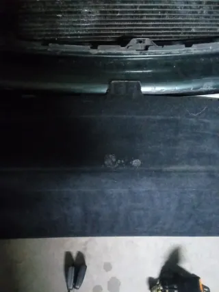 Bandeja y cinturones traseros Audi A6 C4/100