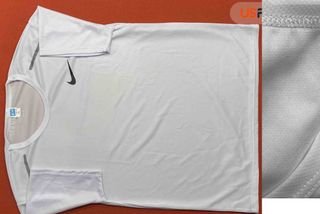 Conjunto deportivo camiseta y pantalón