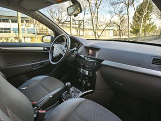 Opel Astra 2009
