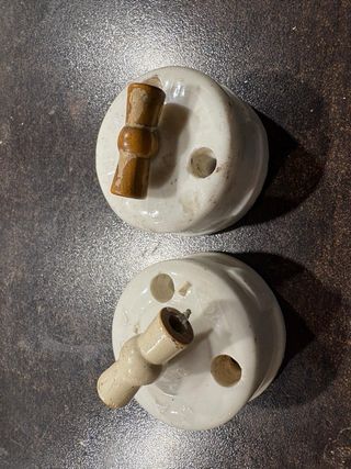 Interruptores antiguos de porcelana