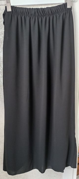 Falda Mulaya Negra Lazada T/U, con etiqueta.