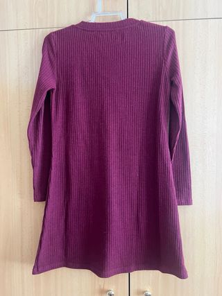 Vestido burdeos invierno