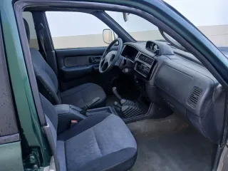 Mitsubishi L 200 2002