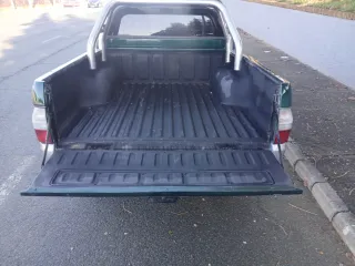 Mitsubishi L 200 2002