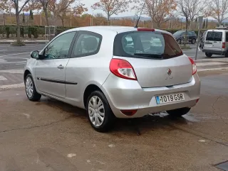 Renault Clio 2010