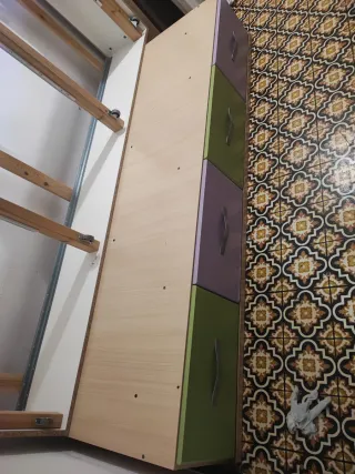 Cama infantil con cajones