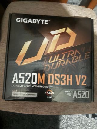 Placa Base Gigabyte A520M DS3H V2