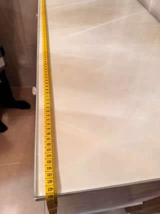 Mueble tocador blanco con cristal