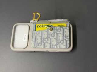 Cover iPhone 17 Pro Max porta carte Dior