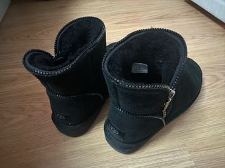 Botas UGG Mini Florence Crem Negra usadas 2 veces