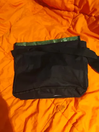 Bolso de hombro Los Simpsons verde