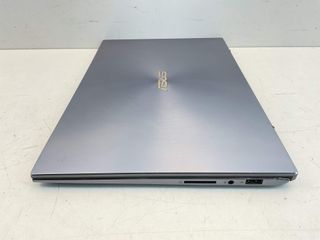 pc portatil asus zenbook