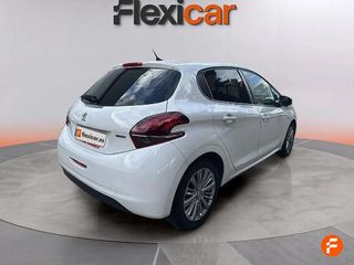 Peugeot 208 5P STYLE 1.2L PureTech 82