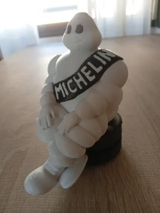 Dos Muñecos Michelin 3D