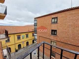 Piso en venta en Murallas en Ávila